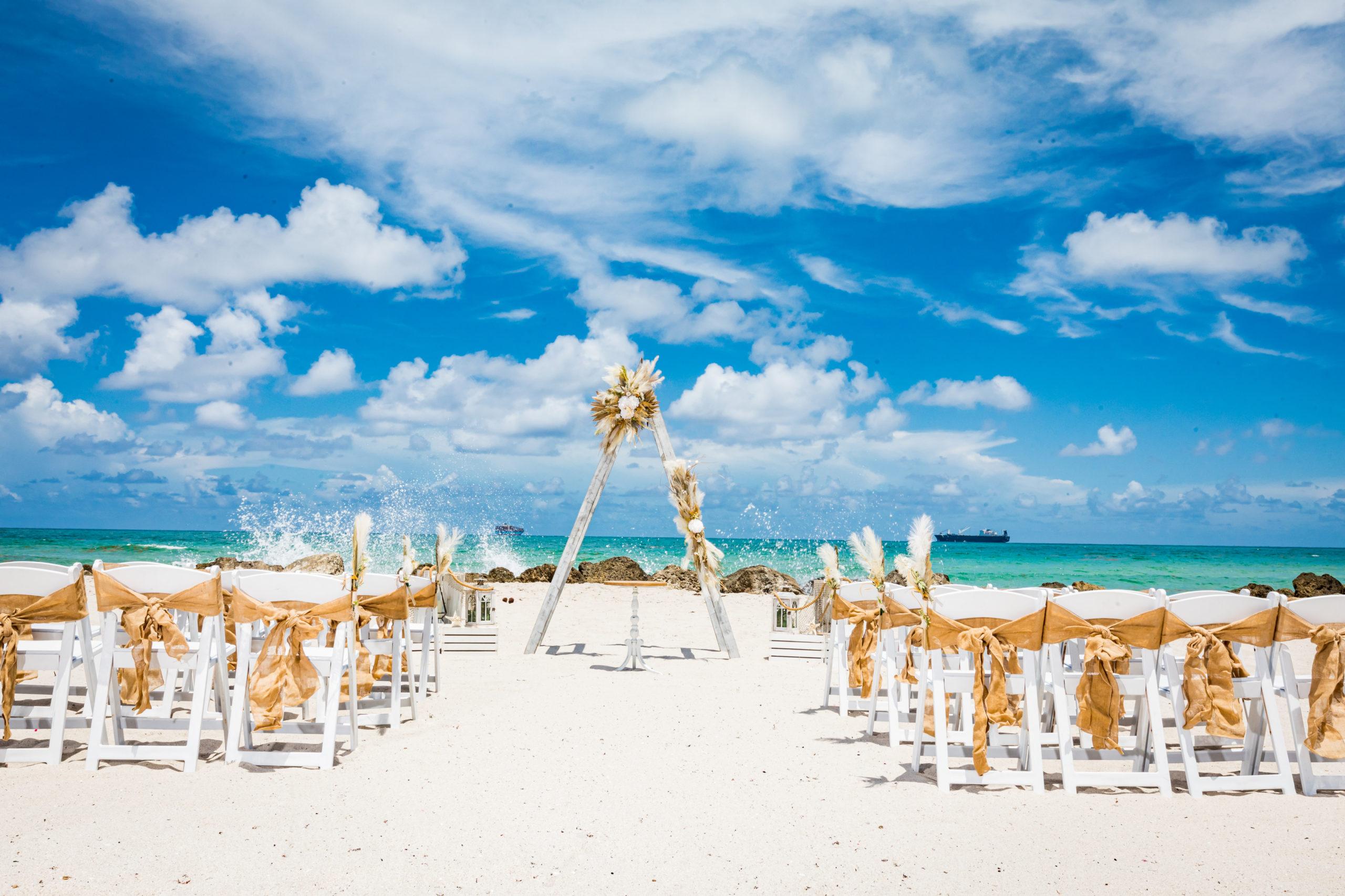 beach wedding holidays